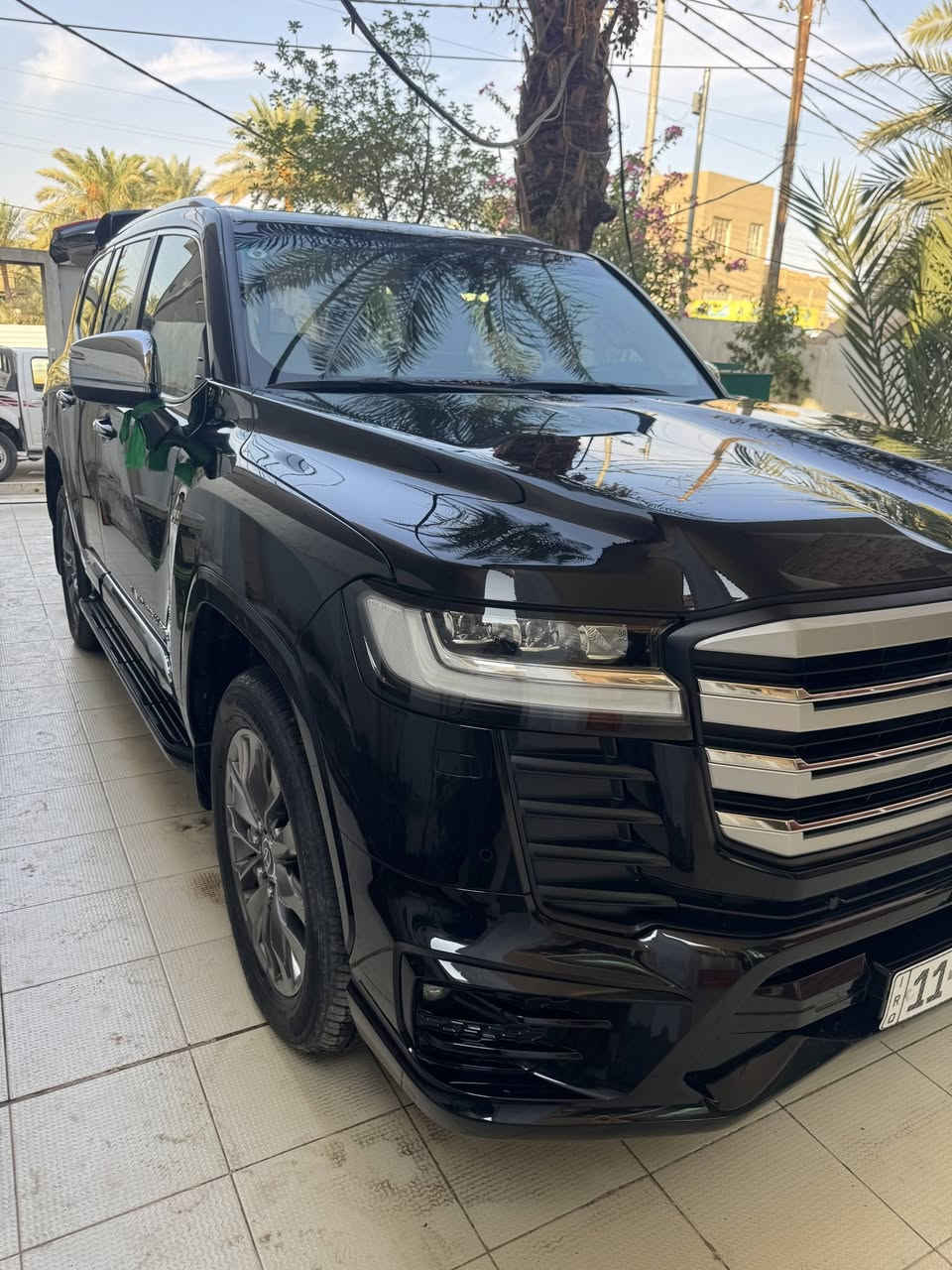 سلام عليكم للبيع لاندكروز 2024 VX LIMITED  بريم اصل       فول مواصفات مكفوله كفاله عامه ماشيه 18 الف رقم بغداد سعرهه 735 وبيهه مجال مكان سياره الديوانية *********** او***********
