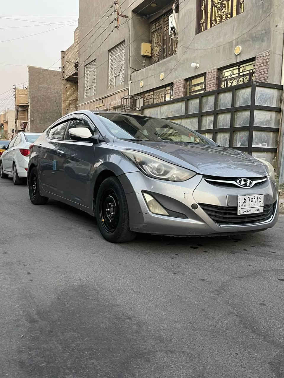 السلام عليكم
النترا 2016 خليجي للبيع
بيها طخه من كدام
وديها هاي الطختين ومرشوشه كلير
السعر 87 
***********
المكان بغداد
