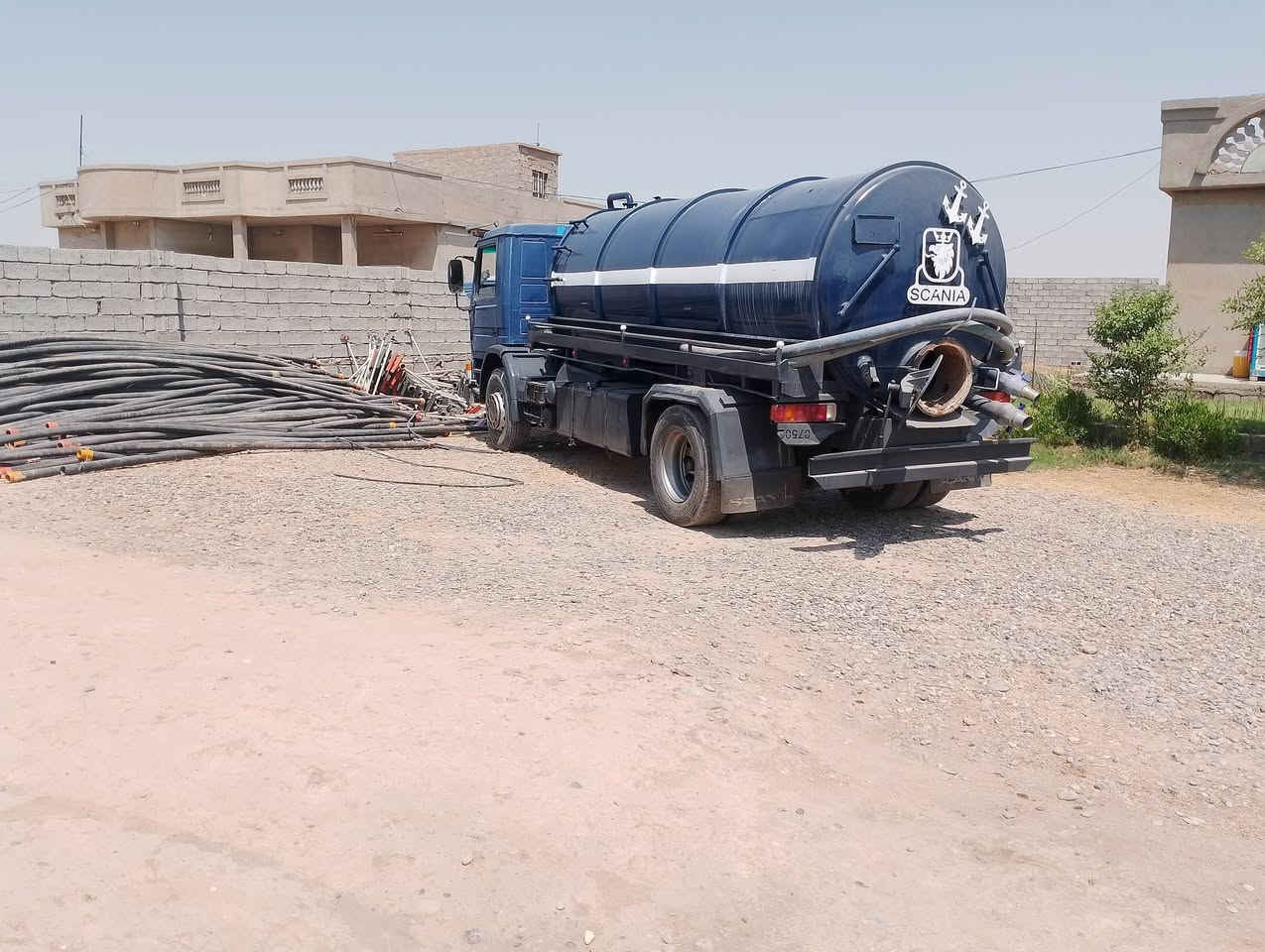 السلام عليكم سكانيا للبيع موديل 91 سياره خير من الله جاهزه للشغل سياره بلاديه السعر 145.  *********** للاتصال
