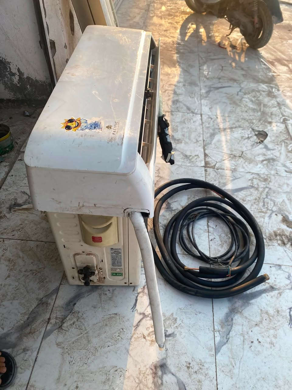 سبلت واحد طن غاز 22 
سعر 225 الف ***********
