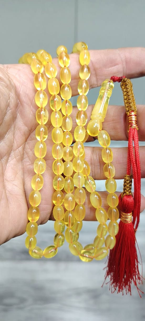 سبحه كهرب بولوني حر ١٠١  گصه زيتوني صافيه  خاليه من  الشوائب بوزن ٢١ غم شاهد أصلي قياس الحبه ٥.٥ في ٨ مليم سعر الغرام ٦.٥ دينار عراقي يعني بسعر كلي ١٣٦  الف للاستفسار والحجز الاتصال على الخاص والتوصيل مجاني لجميع أنحاء العراق حصرا
