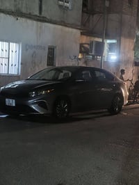 بغداد الجديده • جامعات • خط مواصلات