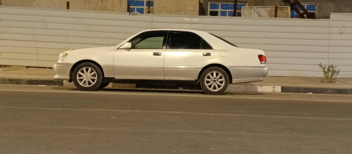 سلام عليكم سياره جنون موديل  2001 سياره بسمي دخول قديم تحويل ثاني يوم  الرقم ***********
