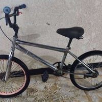 بايسكل BMX • فضي • لامع