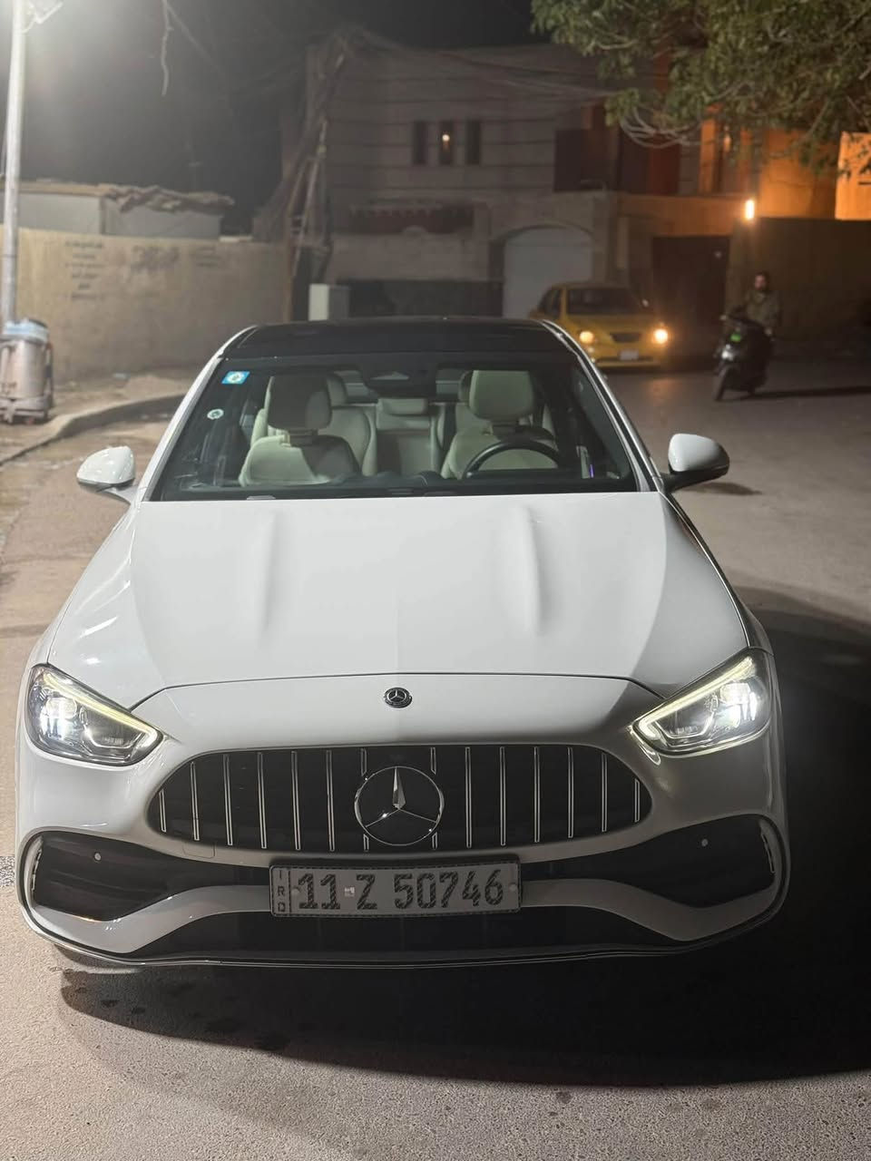 السلام عليكم
للبيع فقط بدوووون مراوسات

C300 kit amg
2023 بغداد وارد امريكي
فوووول مواصفات 
تبريد تسخين مقاعد و مساج
داخل ابيض ملكي
خمس كامرات 
رادارات ٣٦٠ درجة
جنطة كهرباء 
ماشيه ٢٢ الف مايل

السعر ٢٨ الف دولار

مكاني بغداد / اعظمية
***********
