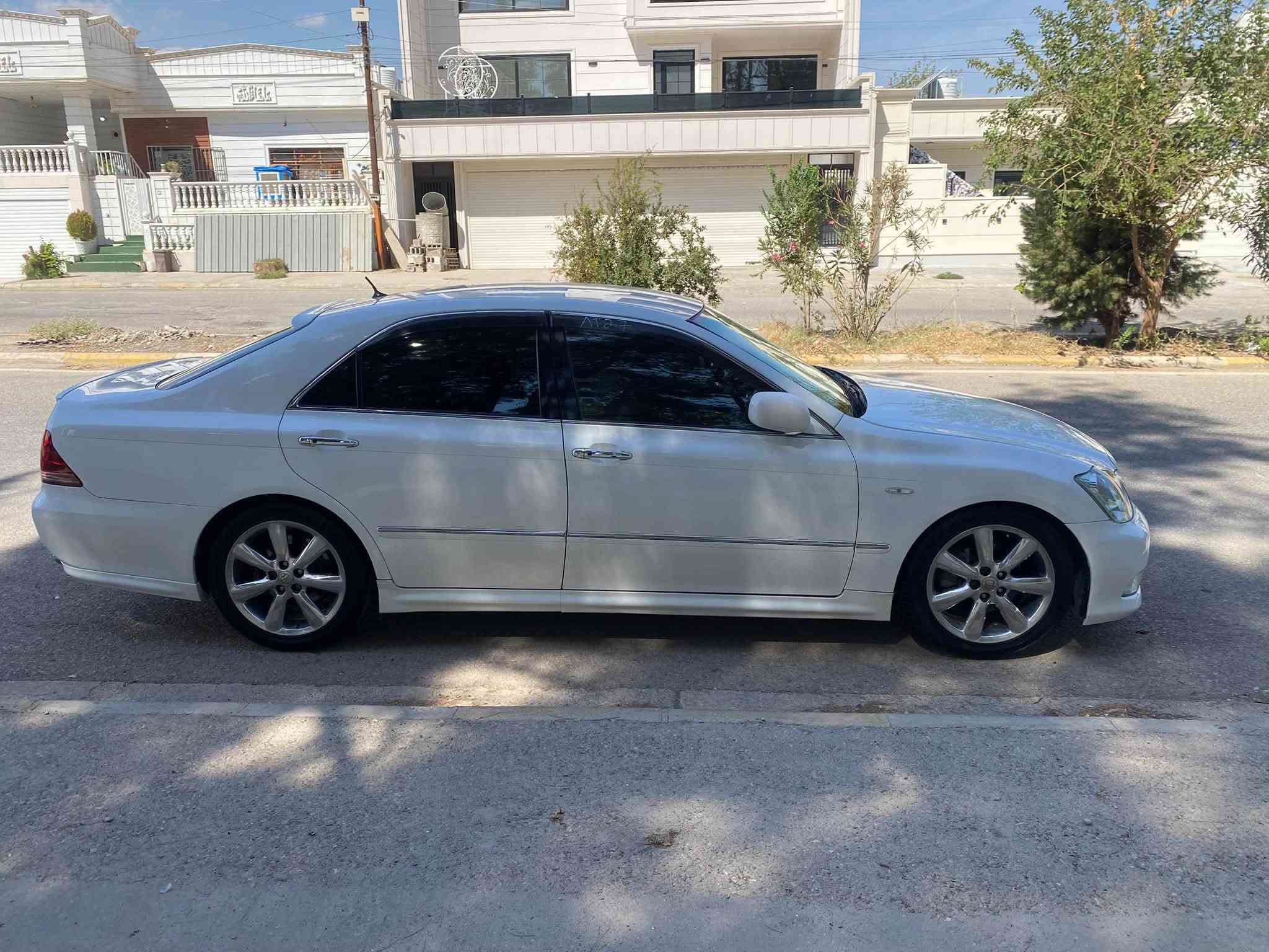 ماشەللە لە مالی هەموو لایەک❤️📦
 
Toyota crown shahina 180
 بەسمە ڕەساسی  . سپۆرت 🚀2007 🤍
کۆدی بۆ کراوە   ☑️خاوەن کۆد مەوجودە✔️

گێر گەورەی مەکینە بچووک ئالتونی بازار    ☑️

سەیارەکە بێ بۆیاخە 📦 بێ چاڵ بێ شوخت ڕەقەم یەک بێ ساردو قوپای و  تەنها یەک پەلەی بجوک بۆیاخ ئەوروپای هەیە  سۆنەرەکەیم داناوە . 
 بێ مەسروف بۆ مەسروف مەگەڕێ سەیارەی ماڵانە .
کەڤەر شەنسی کۆسەرە بەشەرت . گێرو مەکینە بەشەرت. کۆد بەشەرت.

  ( سەیارەکە بڕاوەیە بەتامی ساخ  .   شوێن بڕاوەکانی دووراوەتۆ)
 
١٣٦هەزار ڕۆشتووە سەیارەکە.
٣دووگمە 
ناو ڕەشی جلد  ساج سوور ❤️📦ساجەکانی زۆر جوانە ❤️👑

سوکان حەیزەران
شاشەو کامێرە
 لایت ناوچەی کوێر
مجمووعە لێکزز
کوشن کارەبا  
ئاوێنە شەفت
چوارتایەو ویلی لۆکی دینگەی ئستیلی تاقمی لەژێرە 📦      
پاتری لۆک 
کامل سێرڤزز کراوە
برێک بەسراوە
کامل پۆلیش و سماتە کراوە 
جامی دواو پێش هەلگیراوە 
تەبرید ساردو گەرمی مەزبووت

 ڕۆنی گێر و مەکینە گۆڕاوە . 
 
  سەیارەکەمالی مالی دۆستە 🌷 

شوێن (شارەزوور .هەلبجەی تازە)
 
***********
ڤایبەرو وەتسئاپ لەسەرە .
