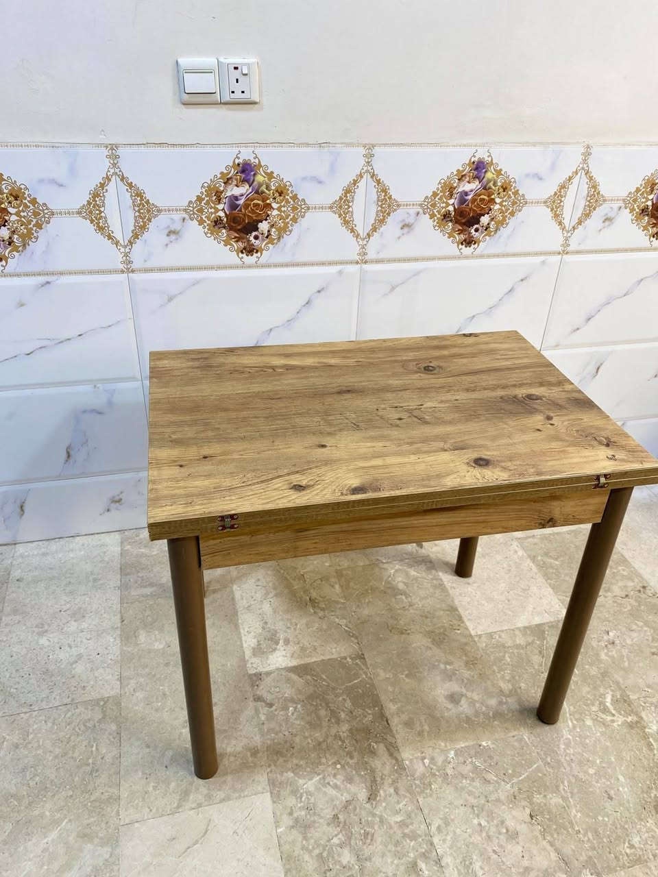 بغداد المنصور • حي دراغ • طاولات