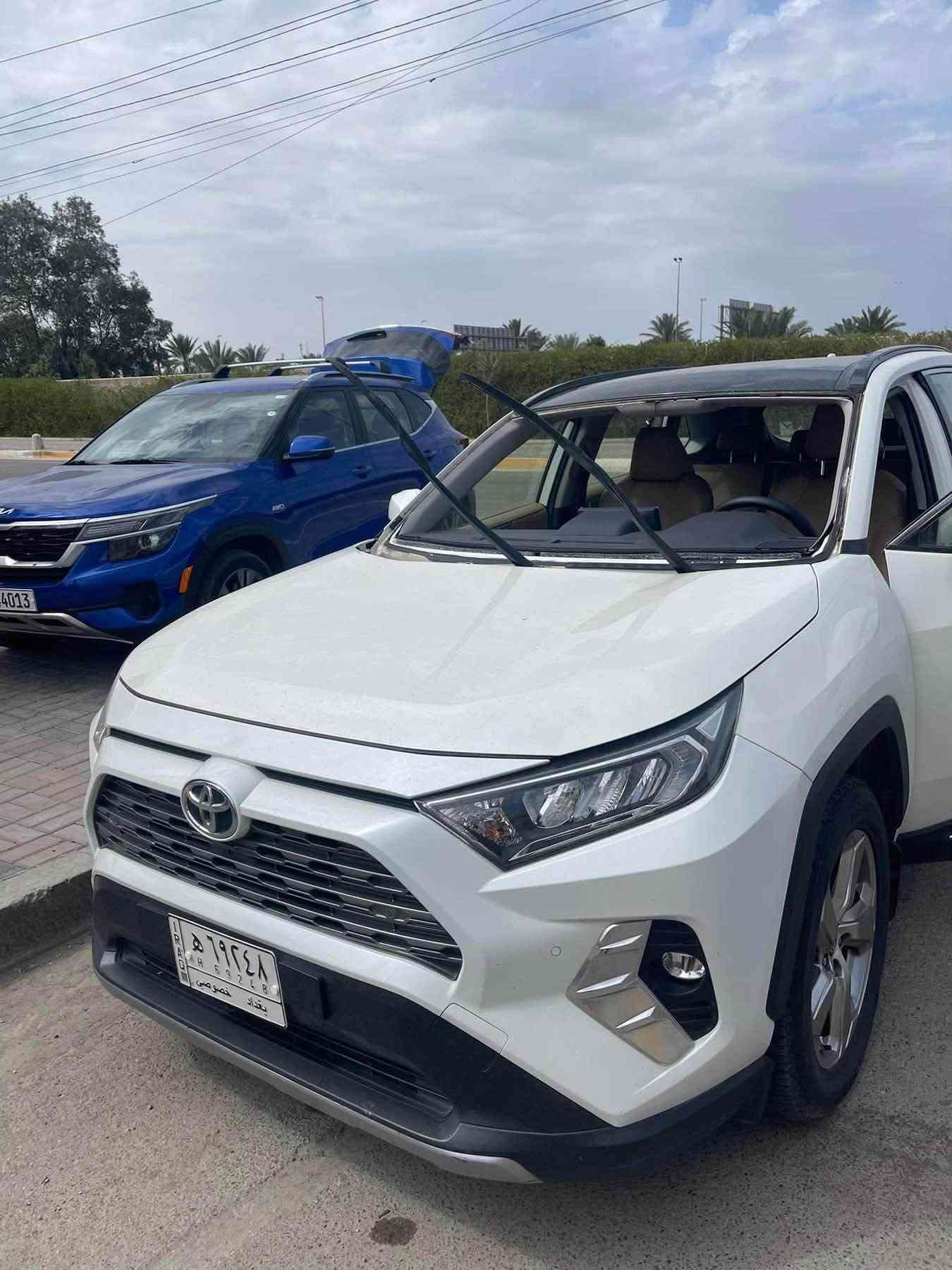 🚘 جام سيارتك يحتاج تبديل؟ إحنا نجيك لمكانك!
محلات عبد لزجاج السيارات
نوفر جميع أنواع زجاج السيارات الحديثة والقديمة بأسعار مناسبة وشغل مضمون 👌

🔹 جام أصلي وتجاري
🔹 جام بلورايز عاكس لأشعة الشمس
🔹 فتح وتركيب بأحدث الطرق
🔹 تنظيف الدشبول بعد رفع الجامة
🔹 سليكون حراري مقاوم
🔹 خدمة تبديل موقعي داخل بغداد مجاناً
🔹 توصيل لجميع محافظات العراق

📍 موقعنا: بغداد – قرب الشيخ عبد القادر
📞 للحجز: ***********

اتصل والباقي علينا 🚗🛠️
محلات عبد – ثقة بالجام وضمان بالشغل

نص مكتوب في الصور:
- ***********