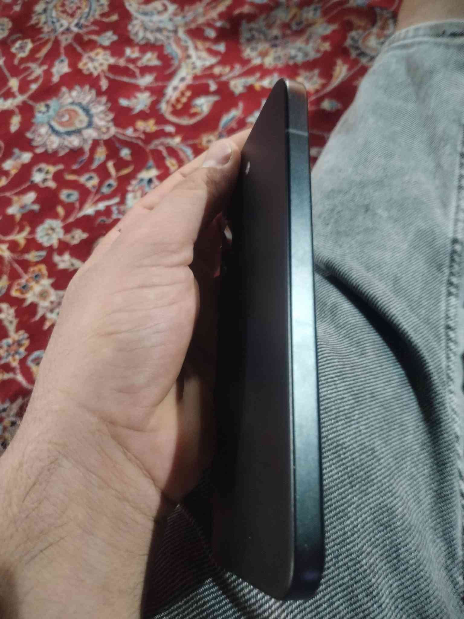 بوكو 8x برو • ٢٥٦ • بطارية ١٠٠