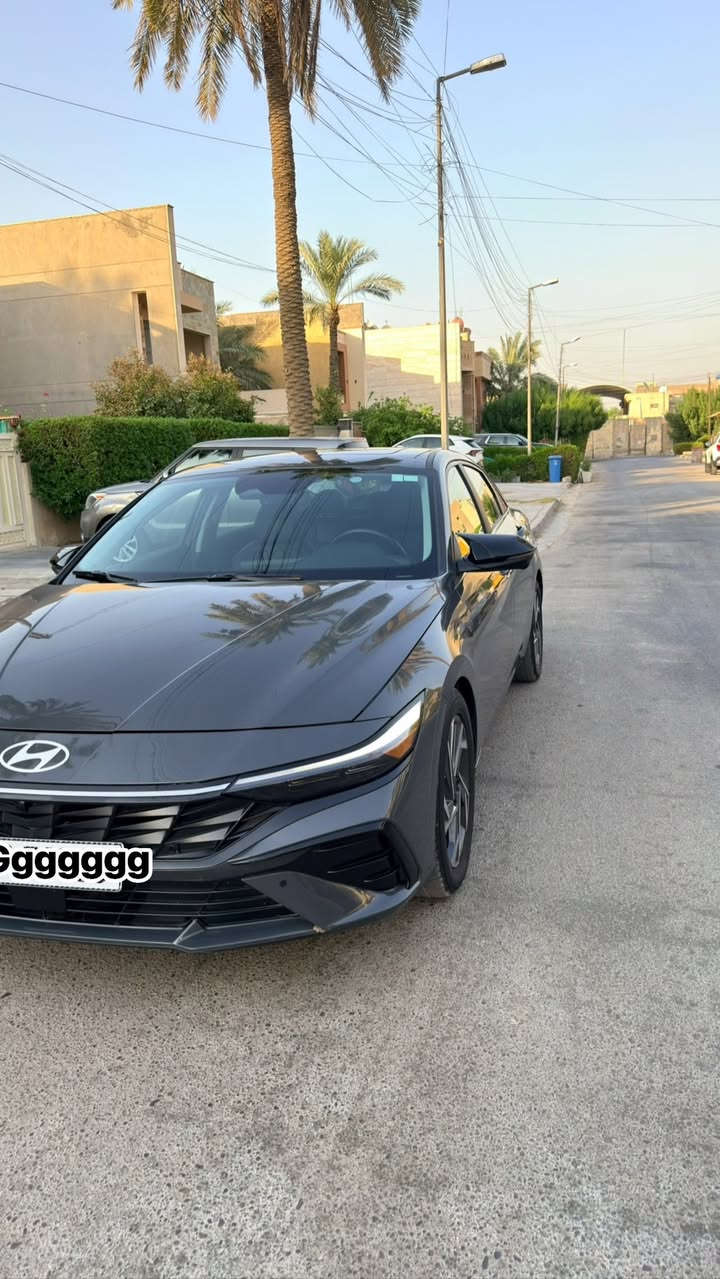 النترا  2024 لمتدد فول 1/1
مرقم بغداد كامل

لون فيلي

1-بصمة تشغيل ابواب وصندوك

2-فتحة سقف ( سلايد روف ) 

3-محرك 2000 Doch دوش المرغوب 

4- 4كامرات امامية خلفية جانبية 

5-رادارات 360 درجة ( امامي جانبي خلفي )

حساسات امامي + خلفي 

6-مانع تصادم الامامي والجانبي والخلفي

7-التحذير عند فتح الباب 

8-دشبول شاشة 4 وضعيات للعدادات

9- 3 وضعيات قيادة ( عادي سبورت ذكي ) 

10-مثبت سرعة ذكي ( التحذير عند مغادرة المسار )

‏11- Auto Hold التوقف لفترات قصيرة

12-الهاند بريك بصمة

13-شاشة حجم كبير تدعم نظام الابل كار بلي 14-والاندرويد اوتو بدون كيبل يربط التلفون 

واير ليس و GPS  

15-شحن واير ليس 

16--ويل كب ١٧ مميز 

17-نظام الصوت Bose عدد السماعات 8 

18-تشغيل عن بعُد 

19-المراية الجانبية كهرباء اشاير بالمري 

20-اضواء ترحيب عند الاقتراب 

21-لايت لد 3عدسات  

22- كشنات جلد 

23- كراسي كهرباء

24-نقطة عمياء

25-تدفئة بالكشنات

26-لد متغير الالوان ١٢ لون على طول الدشبول

27-كير اوتماتيك و S وعادي ٨ نمر

28-تحديد مسار وقيادة الية والسياقة على خطوط 

الشارع في حال الاجتياز تنبهك

30-مانع انزلاق ومانع تصادم

💥 ماشية ماشيه 35 الف كيلو 
 
🔷حادثها جاملغ وربع البنيد تعديل نفسهن 🔷☑️ 

📝 كير ومحرك كفالة عامة + تبريد ثلج📝

سعر 169 وبيها مجال 

رقم ***********

البياع شراي لاتتصل متفيدك

نص مكتوب في الصور:
- Ggggggg
- gggggg