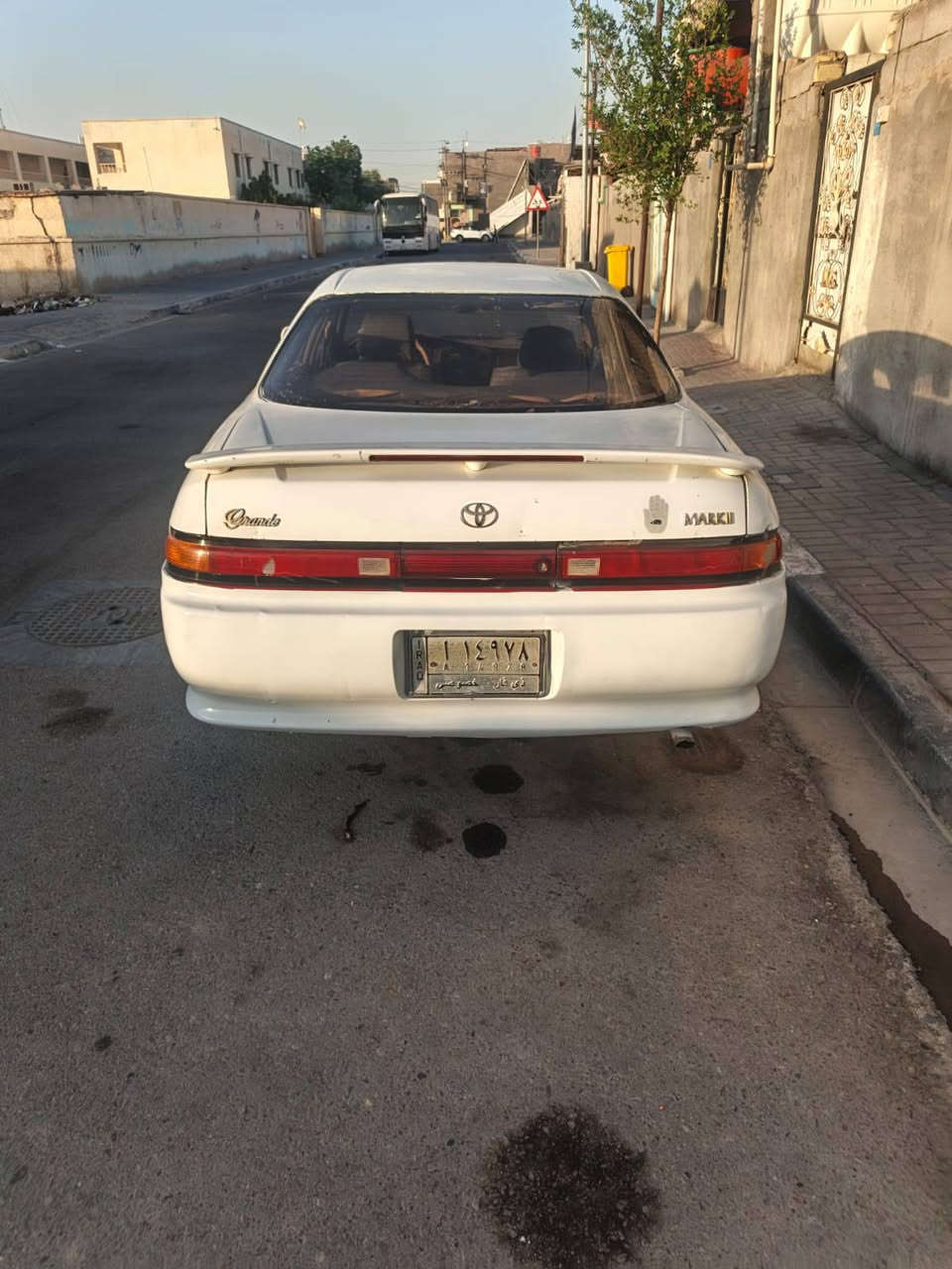 السلام عليكم مارك نفخ موديل ٩٢ محرك ونجي توني شاده حدادية حلوه تخم تاير توني شاده سيارة بيه كصة جنطة فقط مكفولة من نقل وكصه ثاني وضربه سيارة حلوه العنوان البصرة حي الجامعة استفسار *********** أسعر 28$قفل من اخير
