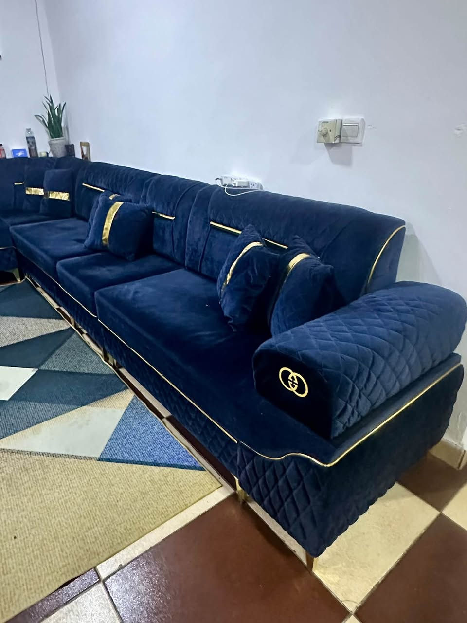 قنفات L • تفصال عراقي • ١٠ مقاعد