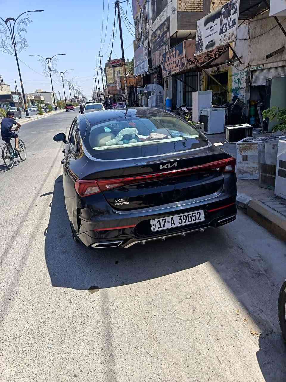 تحيه طيبه للجميع
للبيع كيا كي 5   2023 خليجي كويتي 
مرقم معوقين مثنى وكآله عامه من المالك بسم المشتري السياره مكفوله فقط بيه طخه بالباب الخلفي موضحه بالصوره 
محرك 2000 دوش
نص فول 
المسافه المقطوعه 50الف
السعر 158$ وبيهه مجال بسيط
للاستفسار الاتصال او مراسله واتساب
***********
المثنى قضاء الرميثه
