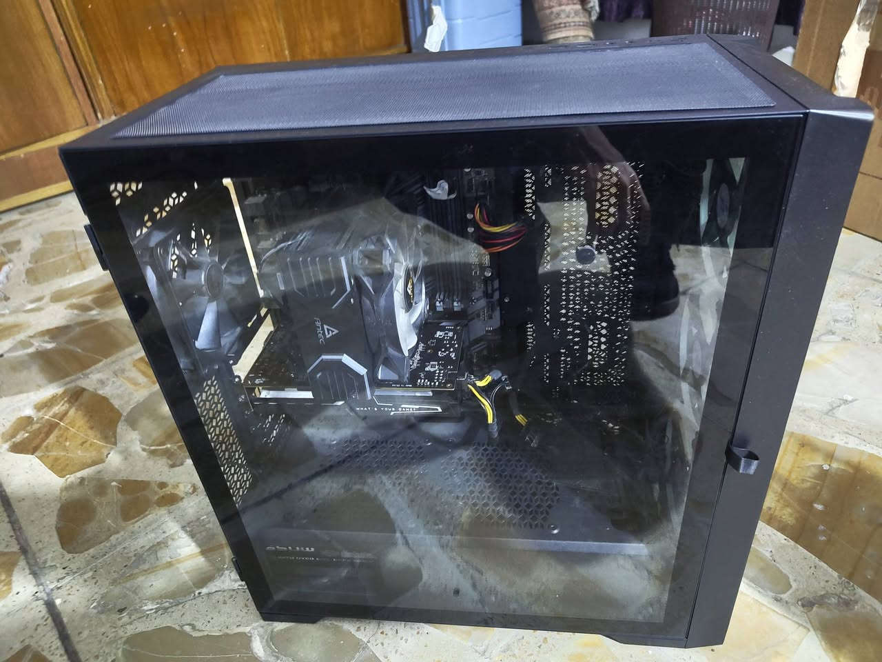 معالج i5 9600k • مذربورد Z390 • شاشة شاومي 34