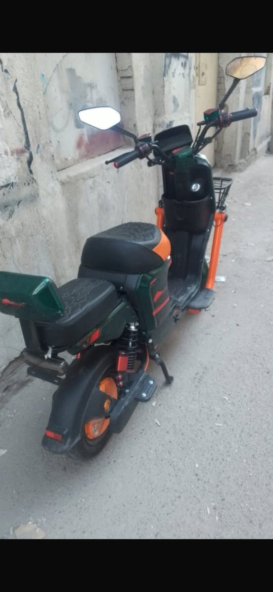 دراجه الشحن x900 للبيع رايدها ٥٥٠ بس مجال بسيط *********** مكاني بغداد
