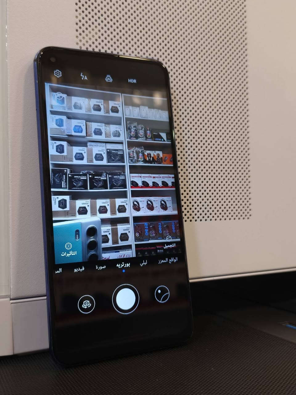 Nova 5t
دعم كامل لخدمات كوكل بلي
معالج kirin 980 فلاكشب في وقته
رام ٨ تخزين ١٢٨
شاشة وبطارية جدد فقط ظهر مكسور تبديله ما يكلف ١٠ الاف دينار
يشغل العاب ببجي ٦٠ فريم كود دلتا فورس وبيس 
رايده ب١٠٠ وعنواني بغداد سيدية 
لبتواصل *********** فقط واتس اب
