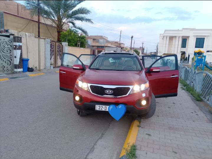 سورنتو • ٢٤٠٠ • مقاعد جلد