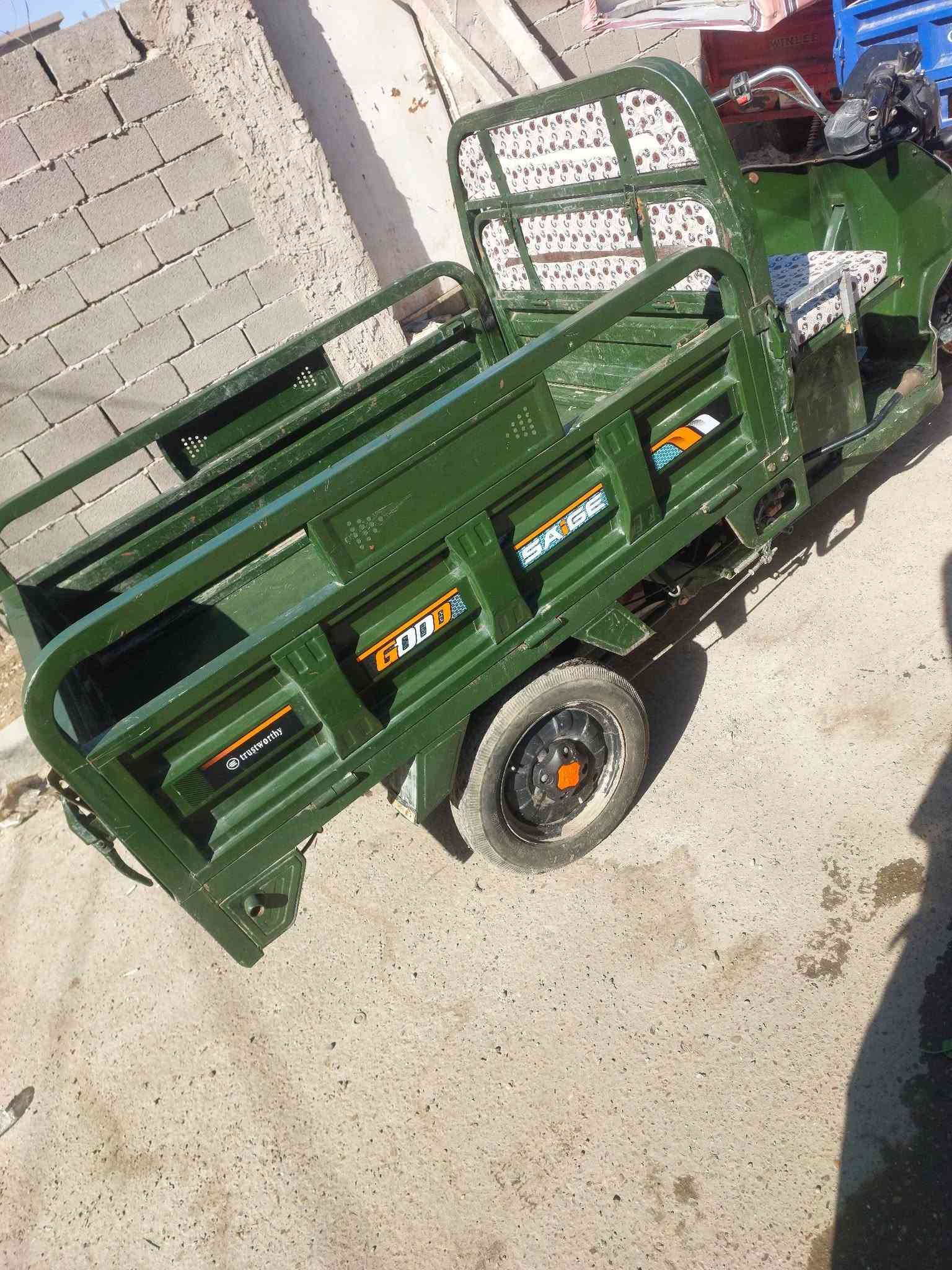 حجم وسط • بطاريات كبار • ما بيه نقص