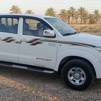 فورويل لبيع موديل 2009اسعر 155وبيها مجال حك الجية مكان سيارة تاجي استف...