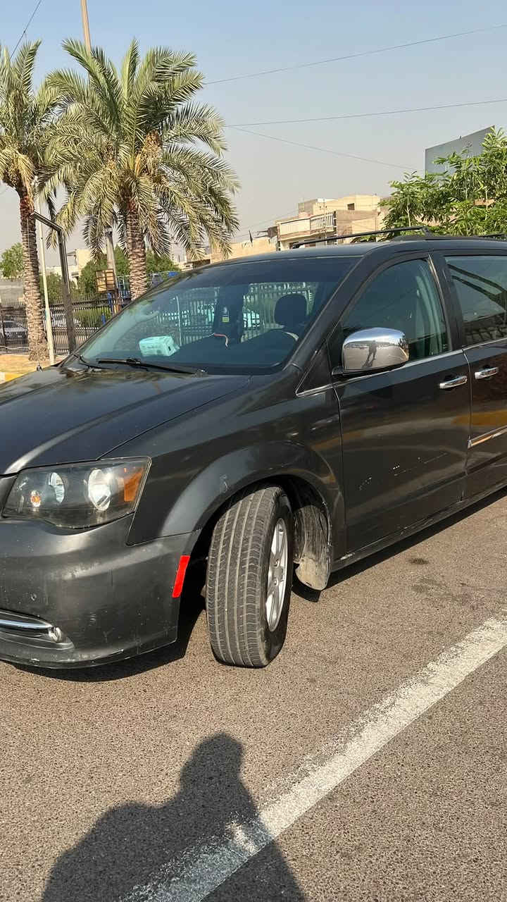 السلام عليكم
كليسلر تاون اند كانتري موديل ٢٠١٢ كندي فول مواصفات بيبان كهرباء صندوق كهرباء ثلاث شاشات بلادي فرس منفصل سقفي ايكو تبريد ثلاث قطع بيانو سكليتر كهرباء كرسي كهرباء فتحه سقف كهرباء شاشه اعطال كبيره وبعد بيها مواصفات صدر امامي خلفي توني كملته جديد تخم تاير جديد كهربائيات كلها بلاديه تبريد ثلج مكينه وكير كفاله اربع قطع صبغ وحادثها جاملغ ايمن امامي وبنيد مبدل السعر ١١٧ وبيها مجال للاستفسار *********** عنوان بغداد
