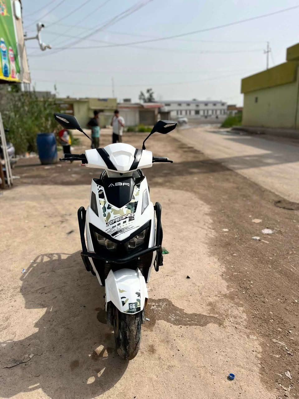 ماطو شحن جديد مستعمل قليل 6طباريات اي شخطه ما بي والسعر 650 وبي مجال ‏+***********٨
