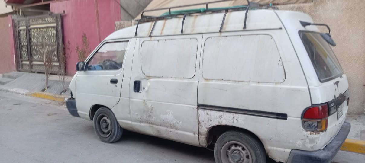 سلام عليكم سيارة فارة للبيع سيارة شغاله رقم حمل بغداد مشروع وطني بسمي تحويل ثانيوم  اسعر 25 ورقة وبية مجال لاستفسار لاتصال على الرقم*********** المكان
