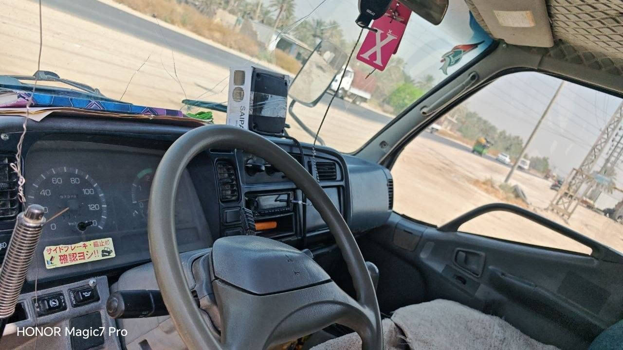 السلام عليكم  كنتر متسيوبوشي
ادوات  
مكفوله گير مكينه شاصي اكسل 
العنوان كربلاء  طويريج 
السعر 95 ورقه وبيه مجال حك الحيه
***********

نص مكتوب في الصور:
- HONOR Magic7 Pro