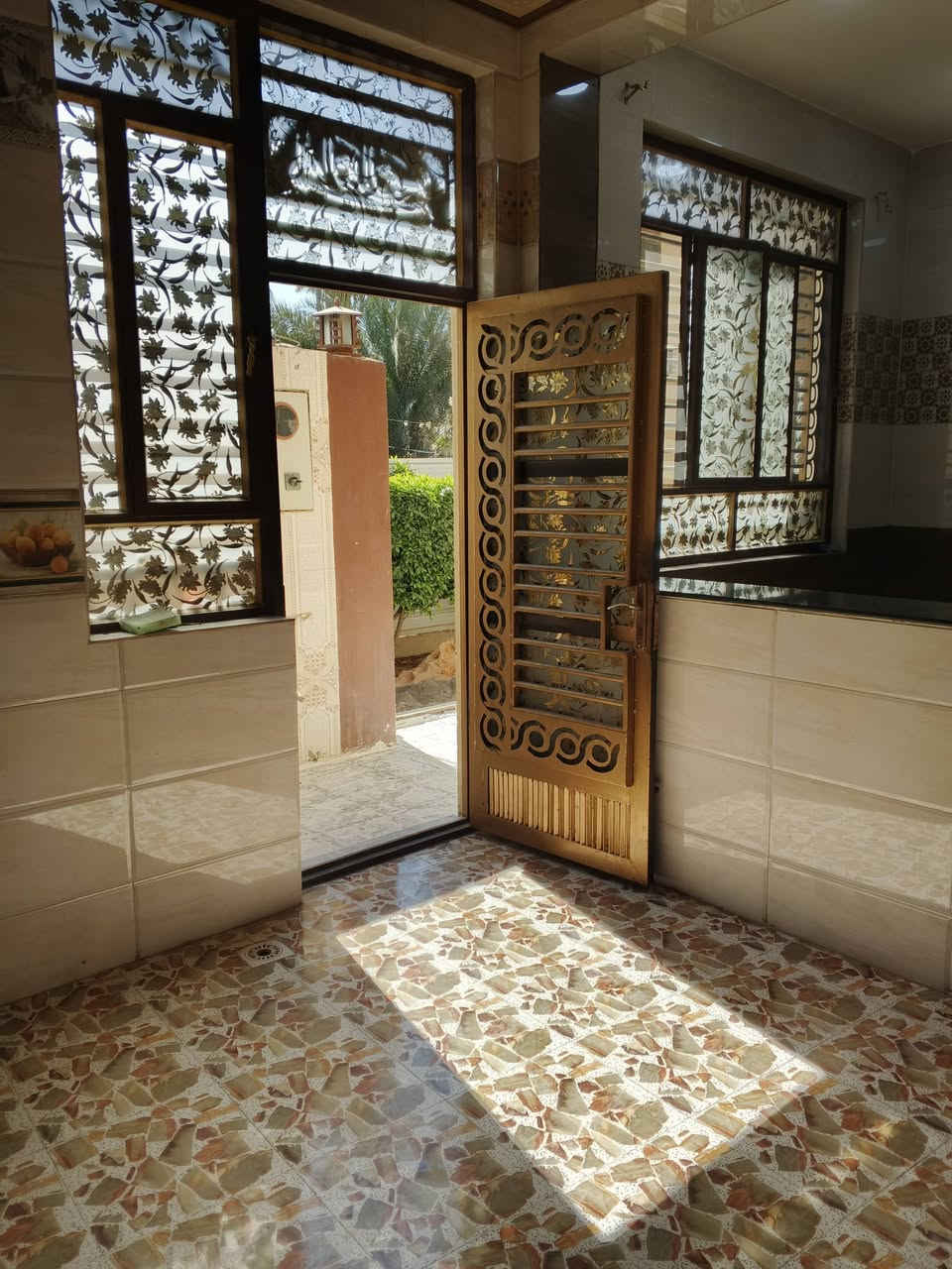 بيت للايجار • السيدة زينب • ١٠٠م