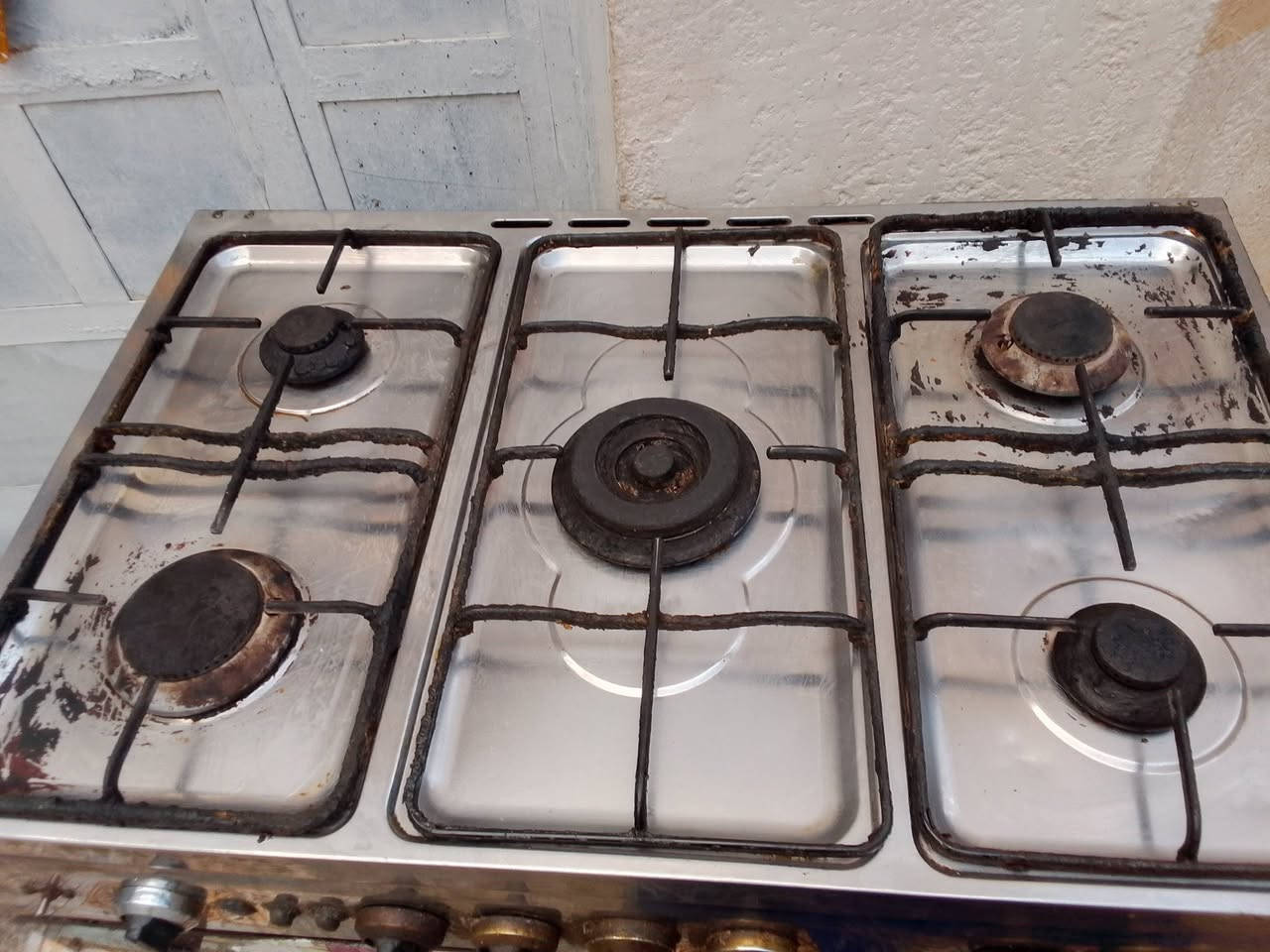 طباخ شرط الشغل ناره زركة تخبل 🔥
شغال لفرن والعيون كلها سعره 80 وبي مجال للشراي العنوان الشطرة شارع ام علاء ***********
