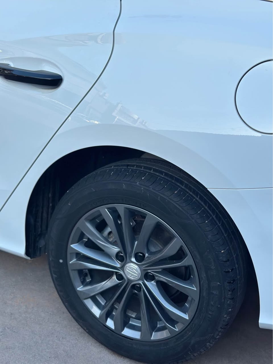 MG GT 2025
بێ سبوخ بێ ساردەکوت بێ سلاید ٤٨هەزار رۆشتووە رەقەم هەولێر 
شوێن هەولێر
*********** أربيل, العراق
