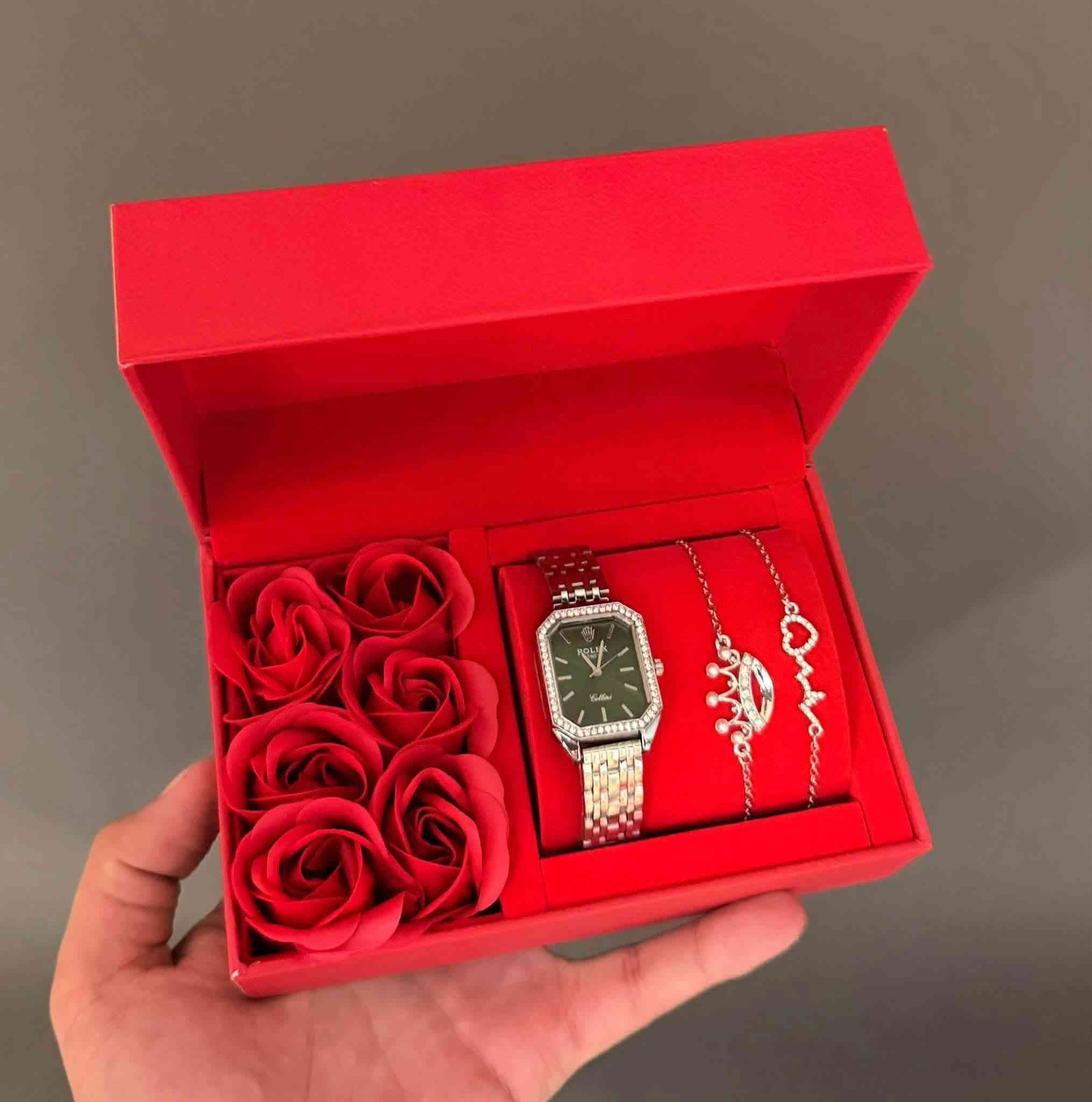 اجمل العروض الهدايا لطالباتنا الحلوات
❤️
سيت نسائي رائع جدا 🔥
المحتويات 
ساعة واكسسوارات

السعر 12 الف فقط ✅✅
***********
للحجز يرجى التواصل واتساب ❤️

او مراسله الصفحة ✅
توصيل مجاني 😍😘
