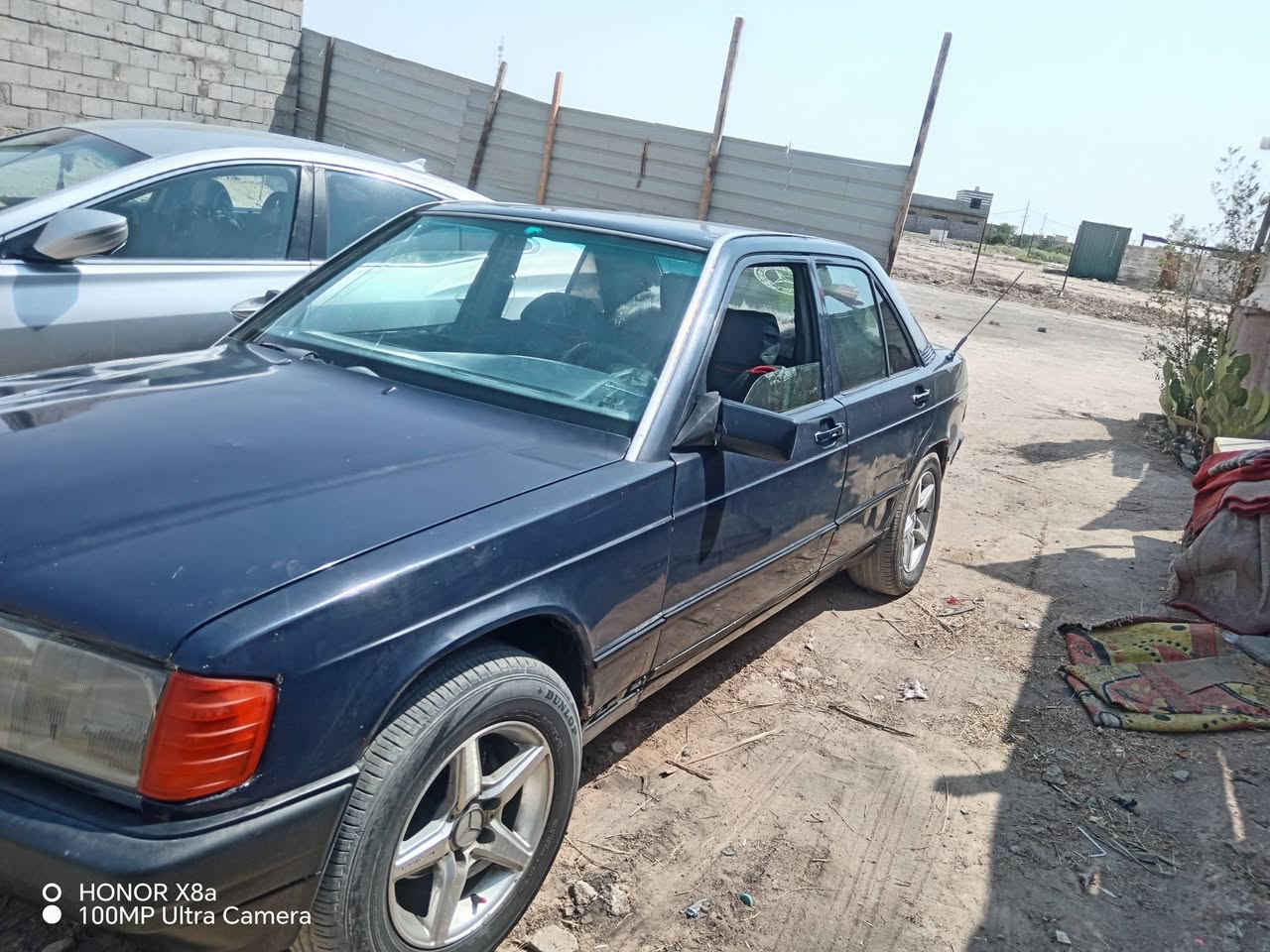 السلام عليكم مارسيدس 190 جديده سياره احل من صور رقم ميسان سنويه ل ٢٧ يله تخلص سعره ٢٨ وبيه مجال محرك وكير ونجي عنوان القرنه مزيرعه الشماليه رقم الهاتف ***********

