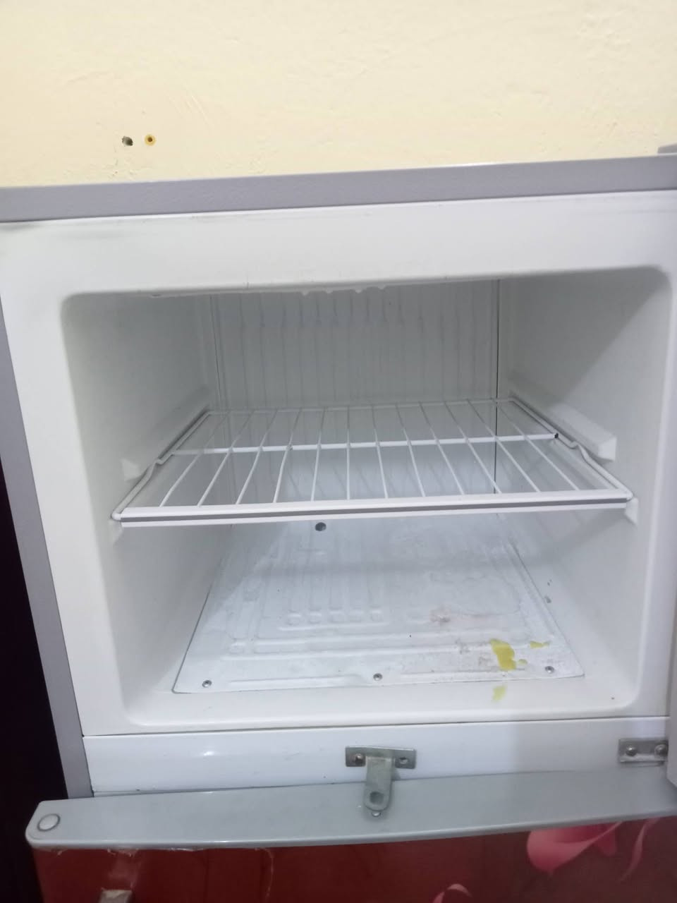 عندي ثلاجه تبريد فول اللبيع
