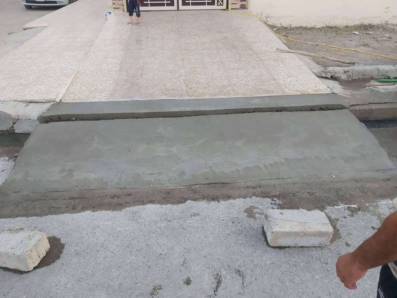 سلام عليكم صب أرضيات والرمبات ومواد البناء والمقاولات ***********----***********
