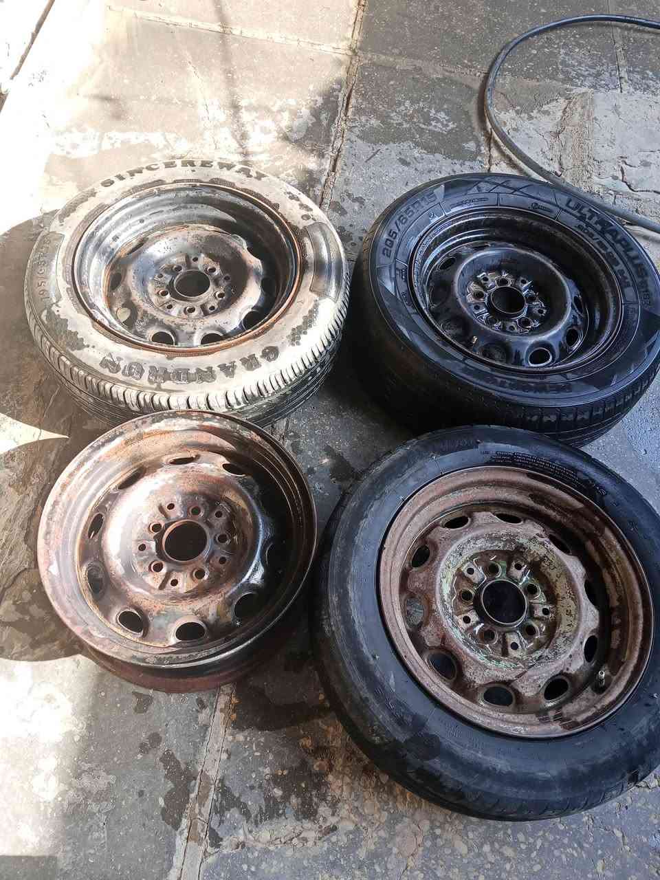 حجم ١٥ • للبيع • مش بالفيس