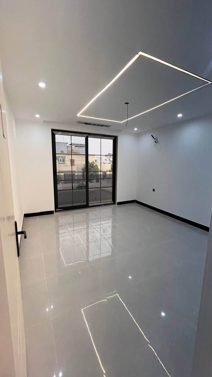 #مجمع_مهندسين في اربيل
منزل للبيع زيرو 
200م
طابقين
حديقة
استقبال 
مطبخ حار وبارد 
6غرف نوم
تمليك طابو 
——————-
للتواصل 📞 ***********
**************
في حال لم يتوافق العقار مع رغبتكم او لم يكن بقدر امكانيتكم زوروا موقعنا على تلكرام للتصفح على اكثر عدد من العقارات المتوفرة 
https://t.me/muhemenalkhalid أربيل, العراق
