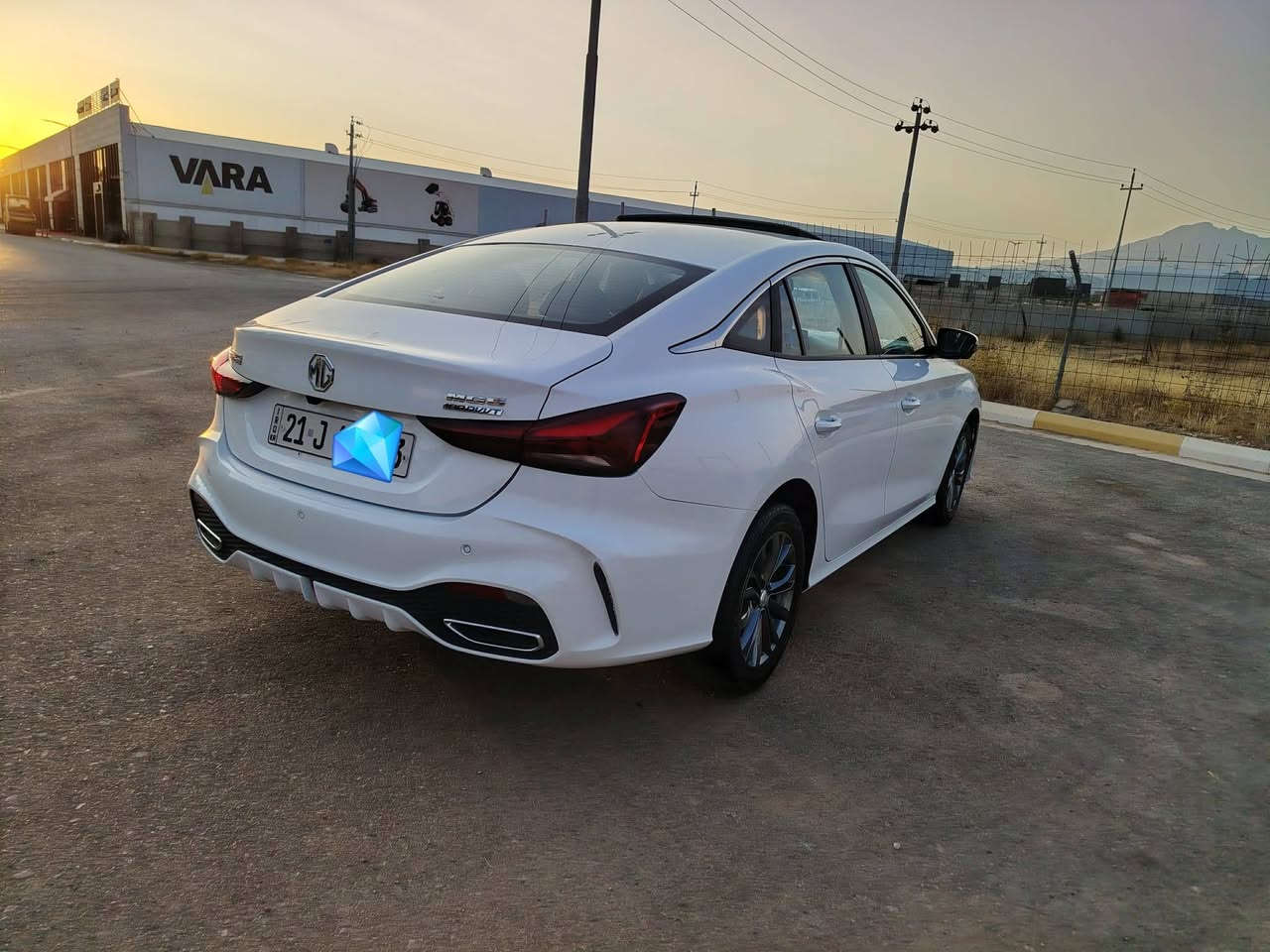 Mg gt 2025 بۆیاخ تە نکی مە رخووب شاشە ئە کتیف بە رمە جە ی دیلکۆ کراوە هیچی پیوە نیە 22 هە زار ڕۆشتوە ساعری 120 معامە لە ***********
