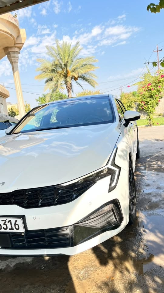 ‏ KIA K5 Vip
موديل 2025)

فول فول مواصفات 

خليجي مكفولة 

السيارة اتعبك من مواصفات

شاشه دتجل مندمج

مكينه 2.5 

كير 8 سرعات 

كراسي تتدفئه وتبريد 

قطعتين تبريد منفصل

كراسي سائق تخزين 

كراسي سائق وراكب كهربائي 

قطعتين تبريد

مناخ منفصل

مري شفط 

مري قلاب 

حساسات امامية وحساسات خلفية

كامره 360 درجة

كامره اماميه وخلفية 

صندوق كهربائي 

دخول ذكي 

صدوق ذكي

نقط عمياء 

بانوراما

حساسات داير مداير سيارة

فتح وغلق الشباك بريموت

مثبت سرعه

4 وضعيات قيادة

ابل كار بلي

اندرويد كار

توقف ذاتي 

شاحن واير لست 

السعر 140$ وبيه مجال

وبعد بيها خير من الله مواصفات

لاستفسار ***********
