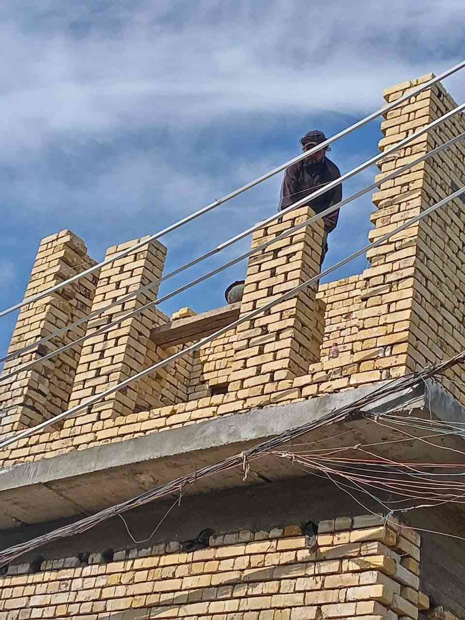 خلفه بناء نشتغل عله الدبل بليوميه مكطوعه وحنه بلخدمه الاستفسار عله رقم ***********
