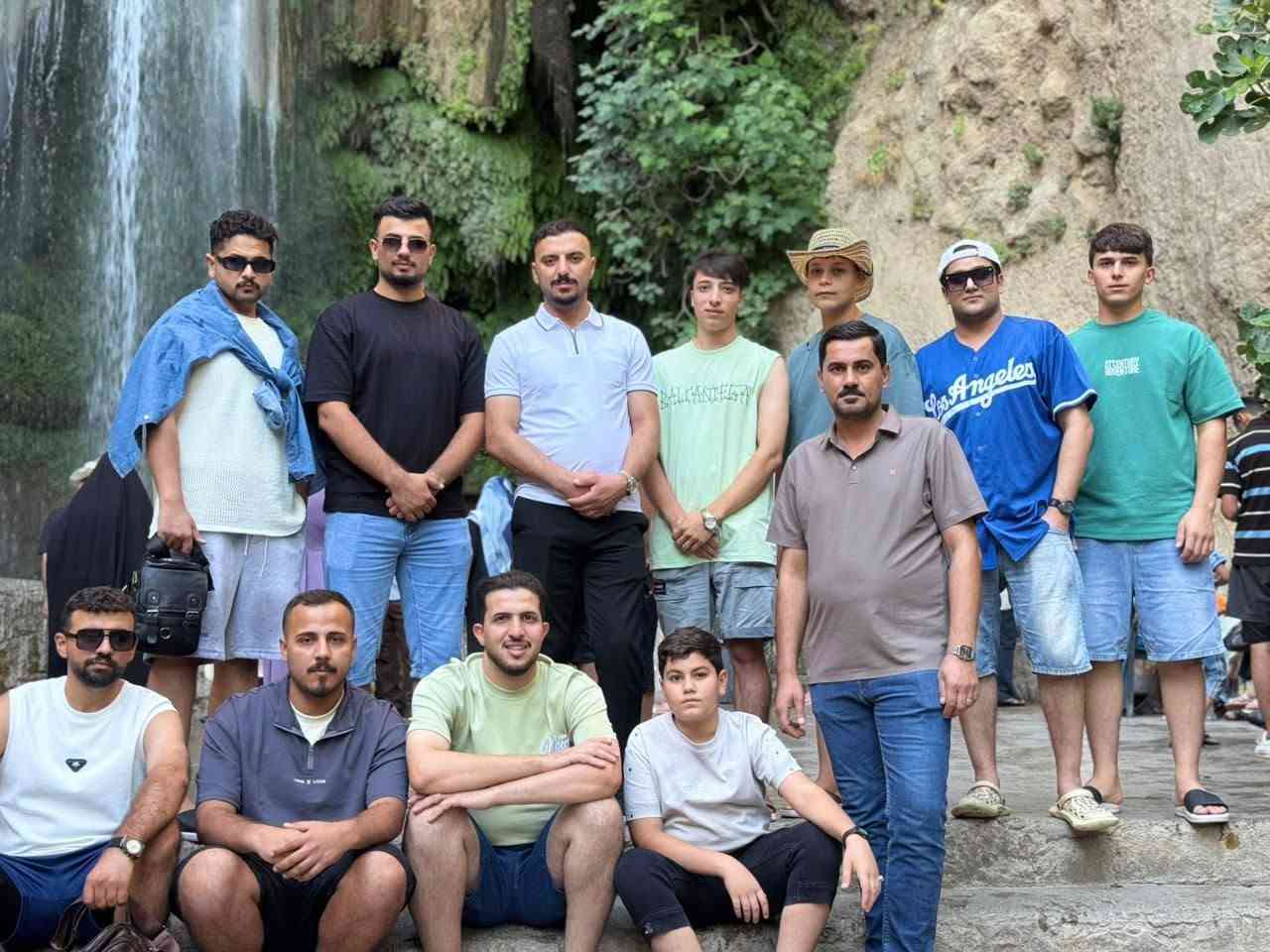 🌿 برنامج رحلة دهوك وزاخو 🌿
مع سيد أحمد الوردي ❤️
🚌 الانطلاق: الثلاثاء بليل 
4/ايام /3/ اليالي 
والعودة مصباح السبت
اول يوم برنامج داخلي 
مول دهوك التسوق 
حديقة حيوانات 
مدينة ألعاب 
يوم الثاني 📍 برنامج دهوك: • مصيف أشاوا
• مصيف سولاف العمادية
• كهف أنشكي
• كلي شيرانة
برنامج يوم الثالث📍 برنامج زاخو: • شلال شرانش
• داشتاتاغ
• كهف بهيرا
• باراخ
• جسر دلال
• كورنيش زاخو 🛍️
🌙 المساء: جبل زاوة الساحر
💰 اختياري — سعر الشخص 5,000 دينار
🏨 السكن: فنادق 4 نجوم حقيقي 
🍳 الفطور يومياً
❤️ رحلة عائلية، راحة ومتعة وأجمل أجواء كردستان
✨ رحلات كوردستان ويانا غير!
📞 للاستفسار والحجز:
سيد أحمد الوردي
***********.
