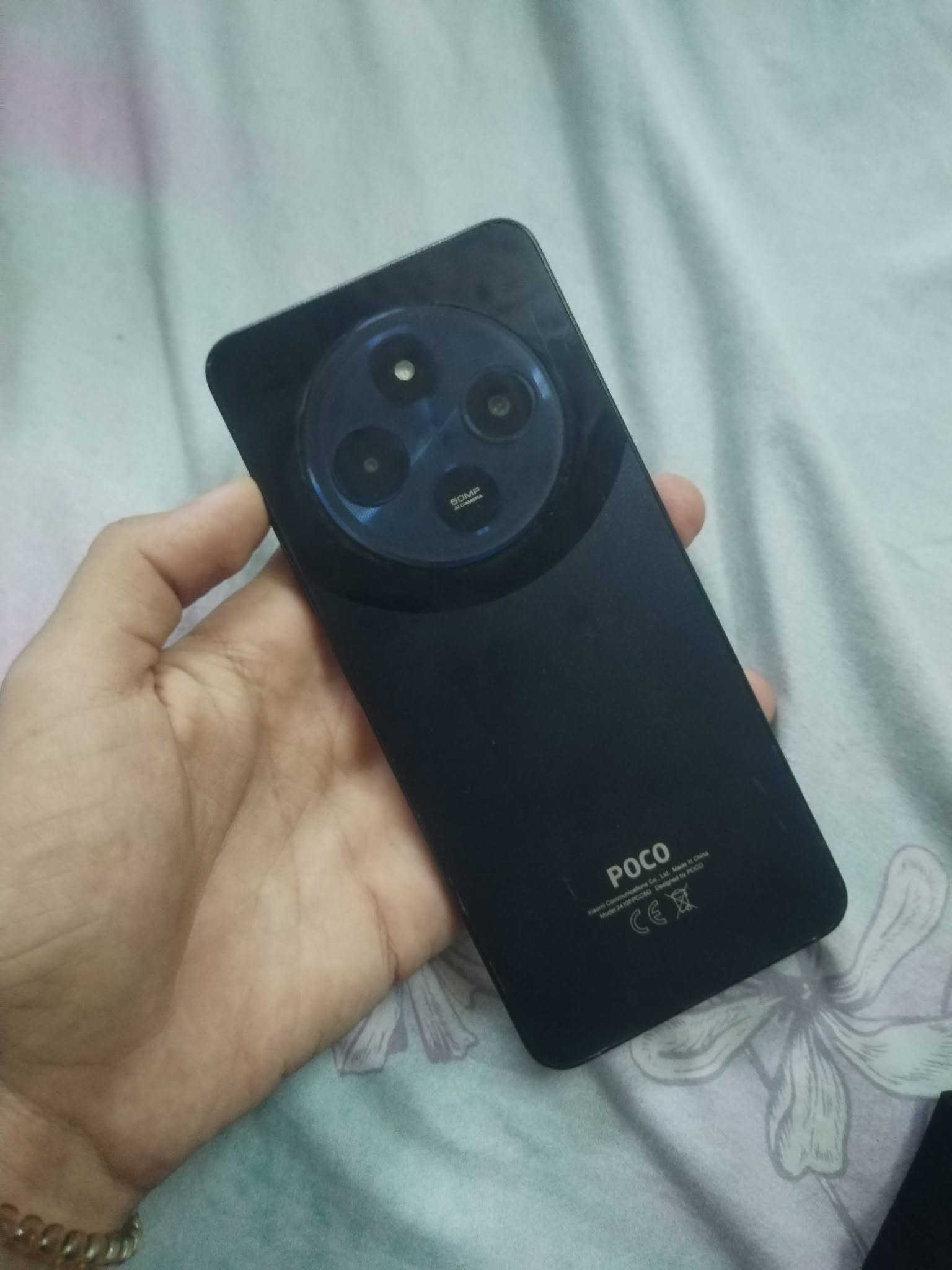جهاز البيع نظيف مبدل شاشه فقط مابي اي شي ذاكره 256 رام 8 السعر 125 تواصل عل جهاز عل هاذا رقم بي واتساب ***********
