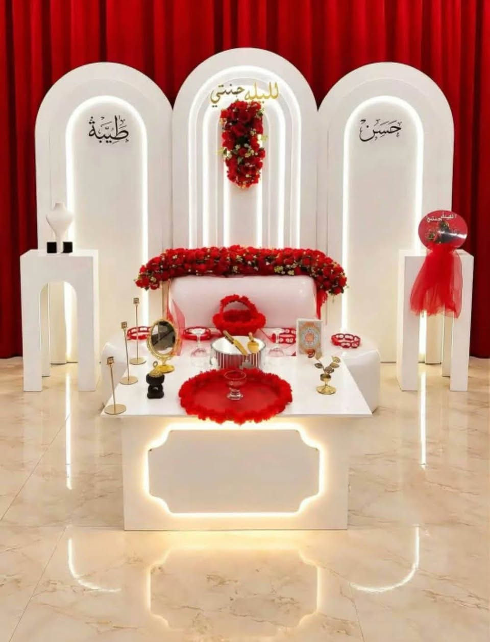 تم تجهيز الطلب كوشه خشب امديف واجود انواع الصبغ الحراري وافضل انارات مكاني كوت وتوصيل لجميع المحافظات التوصل عل خاص وتدللون  @ @
