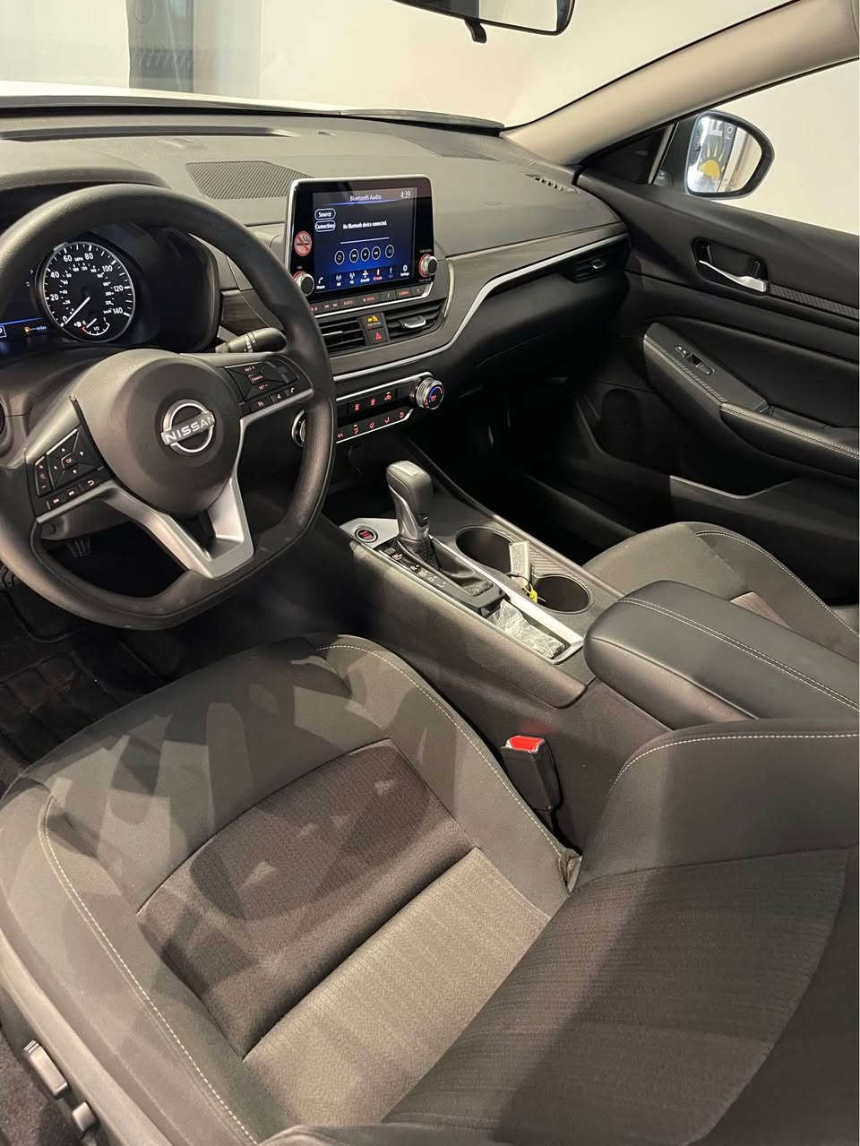 Nissan Altima 2025 SV
پێش و پشت کەپس - زۆر زۆر تازە و جوان
سنوق گۆڕاوە بە بیلاد  - نیو چاملوخ دواوە بۆیاخە 
ناو گرتن و شتی هیچ هیچ نیە - 
١٦هەزار مايل ڕۆشتووە - ئێرباگی هیچی نەتەقیوە
رەقەم کاتیە ٣ مانگی لەگەڵە - شوێن سلێمانی - ڕۆژماک

1N4BL4DV3SN40*********** 2290
*********** 

نیسان التیما مودیل ٢٠٢٥ مواصفات اس فی 
بجم کبس - جدید جدیید - ضرر خفیف
صندوق تبدیل بلادی - نص جاملخ خلفی صبوغ 
ماشیە ١٦ الف میل - ارباکات کل سلیمە ( ما طاک) 
رقم کاتیە ( بدون رقم ) مکان سیارە سلیمانیە - شرکە روجماک

1N4BL4DV3SN40***********٢٢٩٠
*********** السليمانية, العراق
