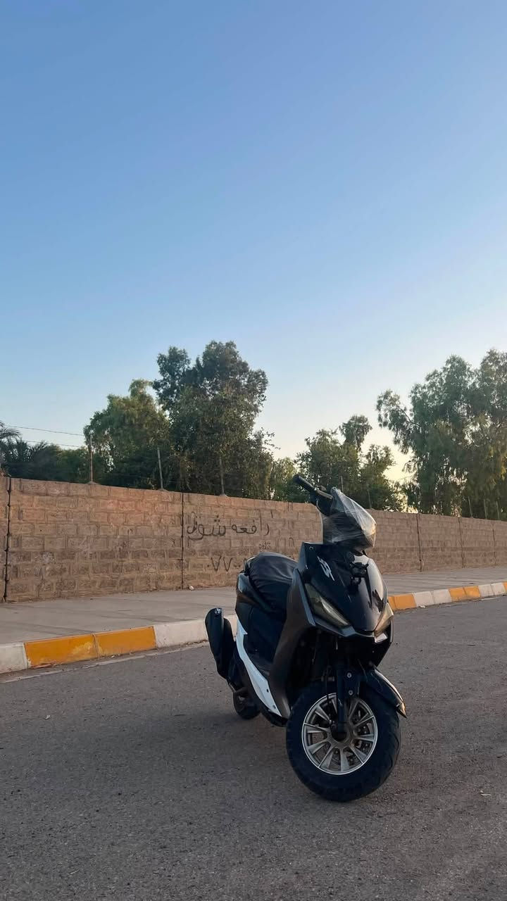 ماكس FS للبيع دراجه نضيفه ما بيه اي عيب سعر دراجه خاص *********** راسلوني على واتساب عنواني كركوك روناكي
