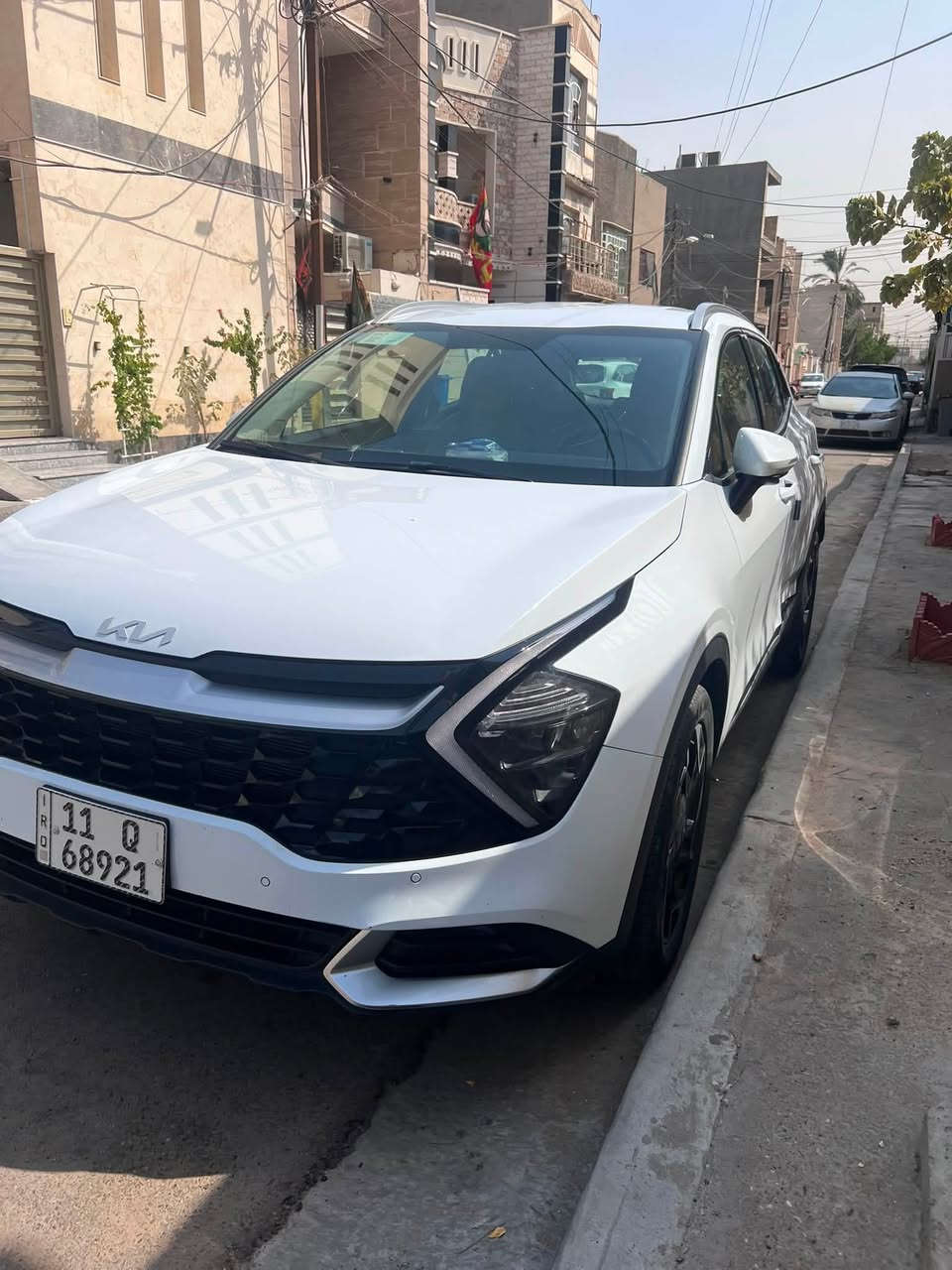 سبورتج 24 خليجي رقم بغداد
سياره ماشيه 31 
بيها طخه بل باب 
عارضها 210 بيها مجال قليل 
اناره تحكم هااتف 
كشنات تدفى
ولبقيه معروف 👋
الاتصال وتساب ***********
