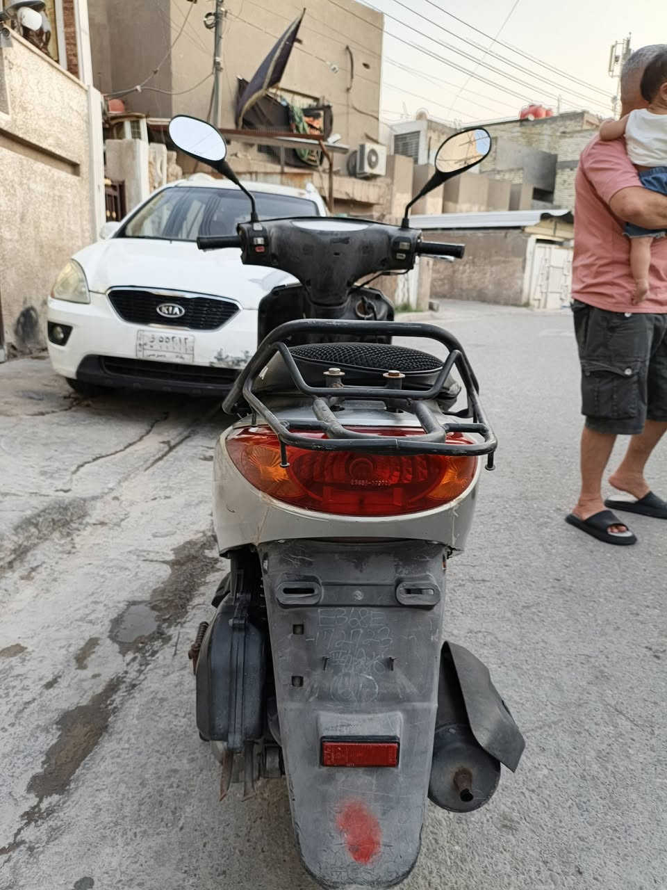 السلام عليكم بريز 140 كابريتر لايت ناصي كامله مكمله مكينه ناعمه كلش حلوه الدراجه كهربائيات صدر إمامي خلفي كامل قفل ستيرن قفل جنطه كامل مكمل بيها فقط هذا الكسر بلكفر 
550 وبيها مجال بسيط
الحريه الدولعي شارع الغاز
*********** فقط واتس
