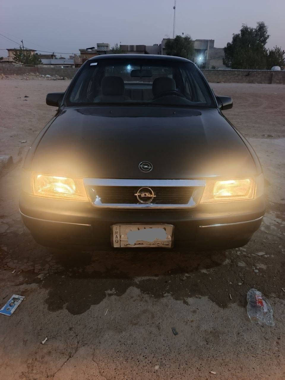 اوبل فكترا مديل 1991 حجم 16 كير محرك شرط سمكره صبغ عام جماليه بدون ضرر كهربئيات كيجات كلها شغاله طخم تاير جديد صدر نضيف داخلها نضيف اربع دسكاد داخلها ارباك صاج  رقم صلاح الدين الماني وسنويه كارتوني منتهيه 2020 وشرط التحويل السعر 27 وبيها مجال بصيط سياره جاهزه
***********
