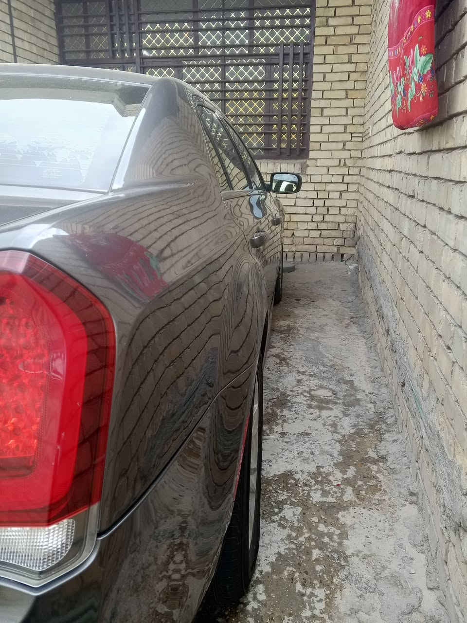 سلام عليكم للبيع اوباما كرايسلرSكولد 2017 دخول جديد كتاب ضباط رقم بغداد بسمي السياره فول مواصفات عده الفتحه شفتات ستيرن بجم عريض كشنات جلد مال Sكولد ومعروفة بعد مواصفات ال Sكولد حادثهه الجاملغ الامامي مال السائق مبدل نفس اللون بدون صبغ وصورهه مرفوقهه بل منشور مكاني بغداد رقم الهاتف ***********
