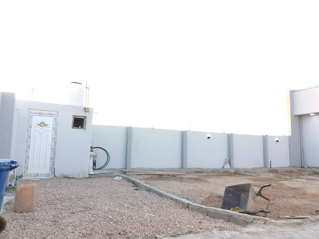🏠 للبيع بيت بناء حديث 2025 طابو زراعي
📐 المساحة: 600 متر
📜 طابوك جمهوري
🏗️ صب كونكريت
🧱 بناء حديث 2025 وشغل فول
🛣️ تخارج على شارع 12

🔹 البيت يحتوي على:مساحة بناء 250م
• غرف 4
• صالة 
• مطبخ
• استقبال 
• كاشي وسيراميك
• تشطيب حديث وشغل فول

💰 السعر: [واتساب ]
تسليم مفتاح مع ابوب غرفه حمامات
الاستفسار ***********

🔥 بيت جديد 2025 شغل فول ومواصفات ممتازة، جاهز للسكن.

