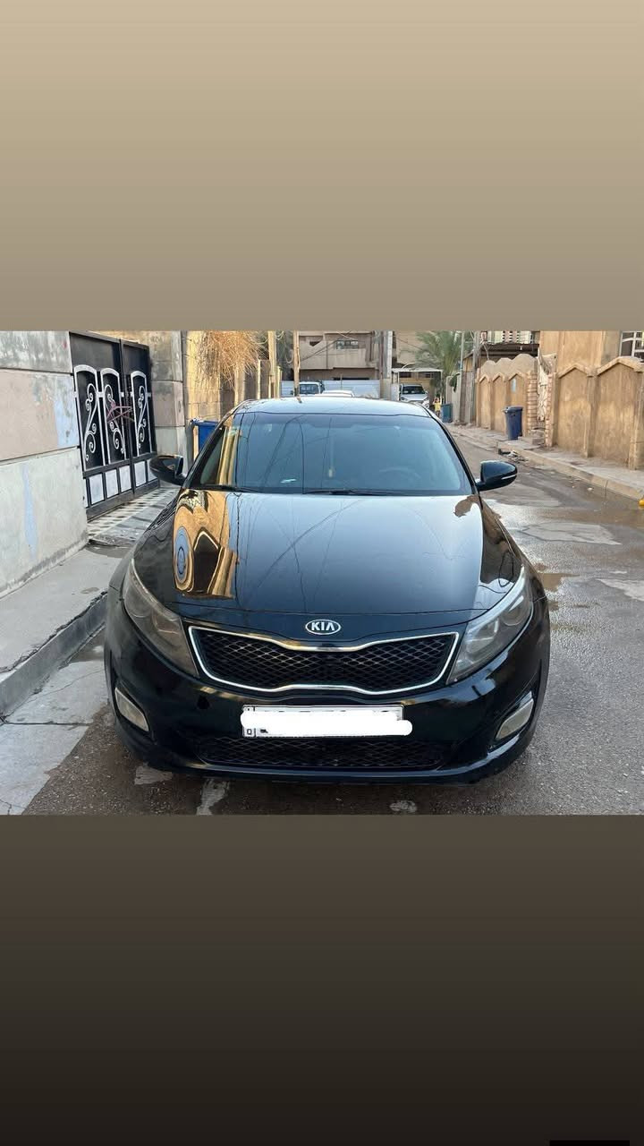 سلام. عليكم  كيا اوبتيما موديل 15 أمريكي رقم بغداد الجديد السعر 100وبيها مجال العنوان بغداد
السياره جاهزه من كولشي حداديه  تبريد تدفئه كهربائيات كلها شغاله  
السياره حادثها جاملغ الأيمن والباب والجاملغ الخلفي من جهه الكنر مال باب انضربت عندي  تقريبا شبر 
الباقي كله ليبل واحد  
***********
سلام. عليكم  كيا اوبتيما موديل 15 أمريكي رقم بغداد الجديد السعر 100وبيها مجال العنوان بغداد
